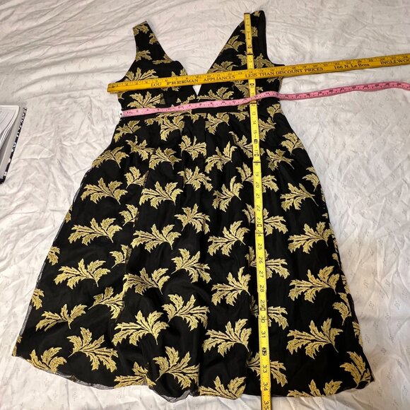 See By Chloé Black & Gold Embroidered Sleeveless Dress Women Size 6 V-Neck Elega - Picture 8 of 14